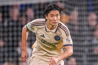 アンカー起用の板倉滉をアヤックスOBが“痛烈批判”「何をすべきか全くわからないGKのよう」