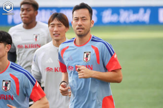 日本代表のサポート担う吉田麻也、“メンター”南野拓実の合流に「心強い」…役割の違いは「探り探り」