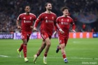 リヴァプールが決勝Tストレートインへ前進！…ソボスライの低弾道FK含む3発でマルセイユ下す