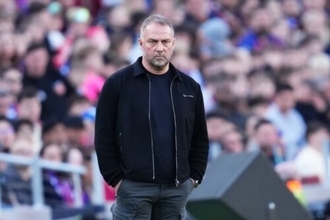 通算100試合指揮のフリック監督、バルセロナ史上2番目の75勝を記録