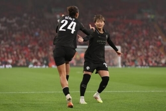 藤野あおばが敵地『アンフィールド』で決勝点！…マンCが日本人4選手出場の一戦を制して5連勝