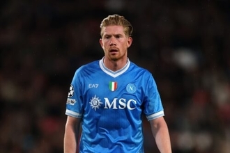 ナポリMFデ・ブライネ、右大腿二頭筋の重度断裂で手術…3〜5カ月の離脱?