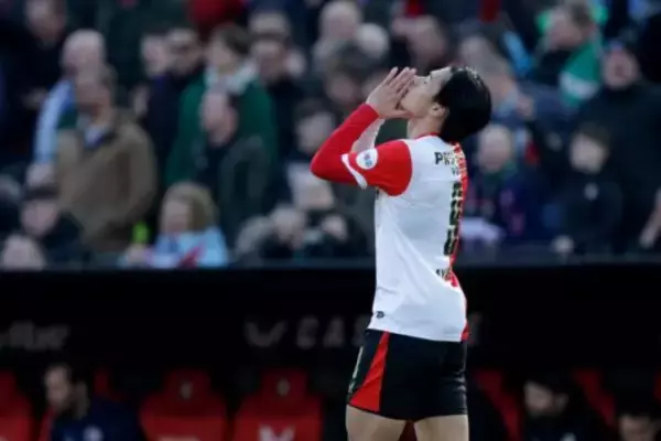 上田綺世が2戦連続の2発！　得点ランク独走の22ゴール到達、フェイエノールトの逆転勝利に貢献