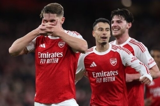 アルテタ監督、アトレティコ戦で2Gのギェケレシュを絶賛「彼のおかげでチームは格段に良くなった」