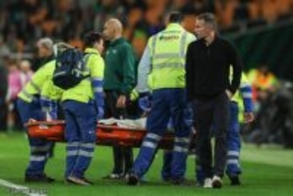 EL敗退フェイエノールトにさらなる悪夢…息子の負傷交代にファン・ペルシ監督「胸が張り裂ける思い」