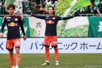 仙台が栃木Cに洗礼の4発、徳島も6ゴール大勝…横浜FCと湘南は黒星スタート／J2・J3百年構想第1節