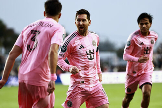 メッシがプロキャリア通算900得点に到達！…永遠のライバル、C・ロナウドに続く現役2人目の偉業