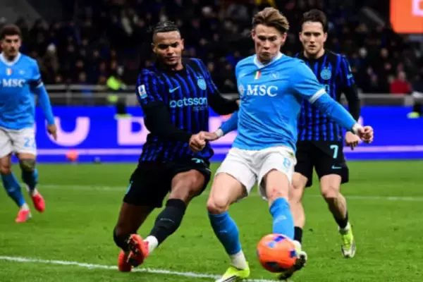 スクデット争いを占う上位対決は痛み分け…インテルが2度の先行もマクトミネイが2発でナポリ救う