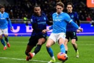 スクデット争いを占う上位対決は痛み分け…インテルが2度の先行もマクトミネイが2発でナポリ救う