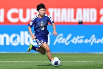 リヴァプール、ヤングなでしこの10番・板村真央の獲得を発表！　女子エールディヴィジMVPが長野風花との共闘