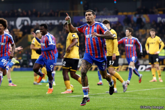 クリスタル・パレスが新体制初陣の最下位・ウルヴァーハンプトンに勝利し暫定4位に浮上、鎌田大地は先発出場で攻守に良い動き