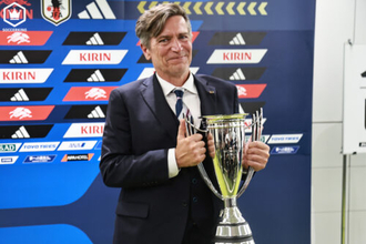 なでしこ3度目のアジア制覇、ニールセン監督が“自信”につながる優勝を報告「才能をいつ出せるかが重要」