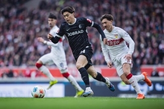 鈴木唯人先発のフライブルク、終盤に失点…シュトゥットガルトに敗れリーグ戦連勝ならず