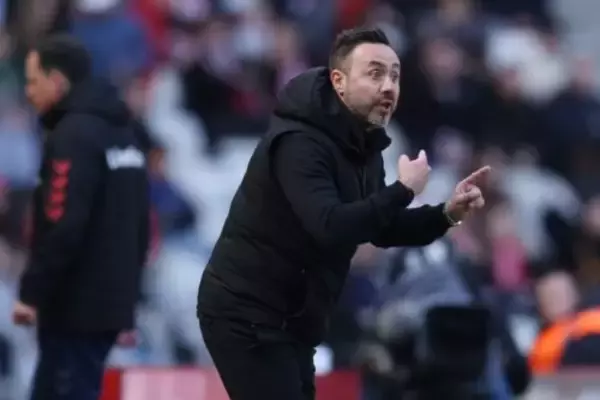 窮地のトッテナム、デ・ゼルビ監督が“結束強化”に向けた食事会主催か…降格回避へ奮闘中