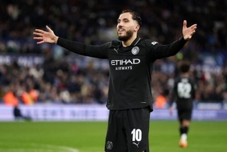 マンC、“10番”シェルキが1ゴール1アシストの活躍！　スウォンジーに先制許すも逆転勝利