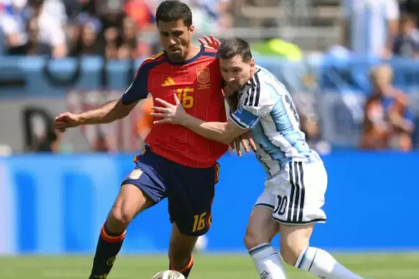 W杯決勝はスペインが主導権握るも0-0の堅い展開で後半へ折り返し…アルゼンチンは前半シュート0本に