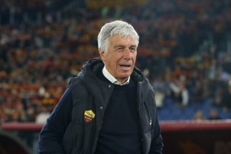 ローマ指揮官のミラン戦前日会見に“猫乱入”「今は彼が私の代わりに答えるよ（笑）」