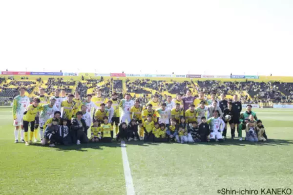 ちばぎんカップ前哨戦レジェンドマッチは柏に軍配！　ナオト・インティライミが決勝点…GK南雄太は“オウンゴール”