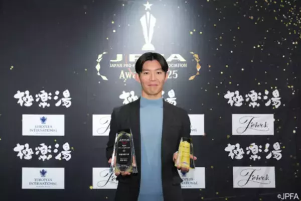 J2MVP受賞の渡邉新太「もっともっと注目されるように」　海外挑戦目指す齋藤俊輔にエール「彼があってこそ水戸の躍進」