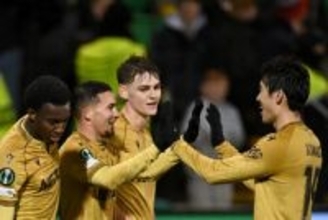 鎌田大地、圧巻の存在感で2ゴール演出！　3発快勝のクリスタル・パレスがECL3勝目を挙げる