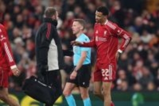 リヴァプールのエキティケが背中を負傷か　CLのPSV戦で途中交代…今季は公式戦6ゴール1アシスト