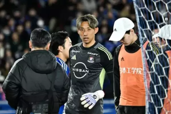 開幕戦で負傷交代…横浜FMのGK朴一圭、右ひざ内側側副じん帯損傷と発表