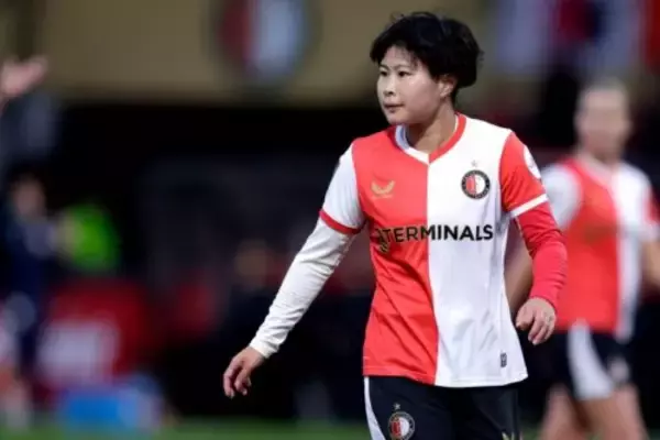 ヤングなでしこの“10番”板村真央、女子エールディヴィジの年間MVPに！…チームトップの8得点と存在感