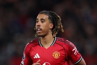 マンUにさらなる痛手…ヨロ負傷でチェルシー戦は本職CBが19歳1名のみに