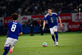 「納得いくものでは…」約2年ぶりの日本代表戦、冨安健洋は反省を口にW杯へ「初戦に向けて上げていく」