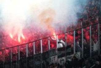 「腹立たしいこと」　フランクフルト会長、一部サポーターの不祥事に不快感…UEFAからはアウェイ2試合無観客処分も