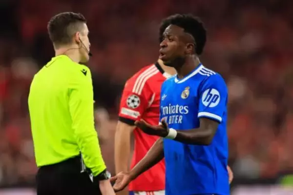 ヴィニシウス、ベンフィカFWを「卑怯者」と批判…母国ブラジルからは支援の声も