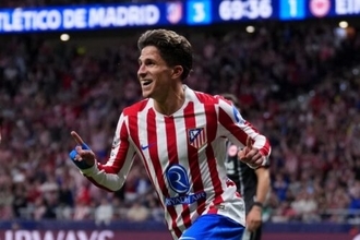 アトレティコ、右サイドの“心臓”ジュリアーノ・シメオネと新契約締結へ…代表ウィーク中に実現の可能性も