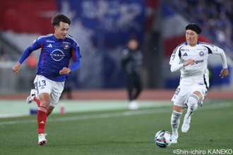 「J1に戻ってくるためやってきたんだ」“個人昇格”果たした井上太聖が上々の横浜FMデビュー「自分の特長は出せた」