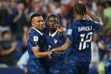 「約2時間の中断を経て…フランスがイラク撃破で2連勝、グループ突破確定！　エンバペは2戦連続2発」の画像1