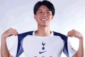 トッテナム指揮官、高井幸大のトレーニング合流を明かす「ポジティブなこと」