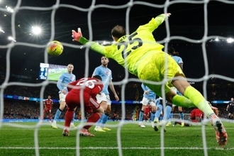 物議を醸すリヴァプールの“同点弾”取り消し…プロ審判協会幹部が見解示す「不当ではない」