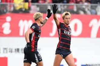 2025年の王者vs2位、鹿島が2発快勝！　柏はPK失敗響く…まさかの3連敗スタート