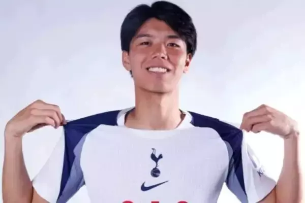 高井幸大がトッテナムデビューに近づく…指揮官が明かす「どんどん良くなっている」