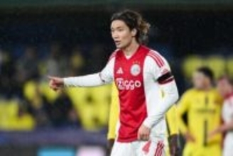 塩貝健人加入のヴォルフスブルク、板倉滉の獲得に興味も…アヤックスは売却を断固拒否か