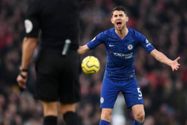 ジョルジーニョ 退場免れた 疑惑の判定 に言及 ファウルだったけど 19年12月30日 エキサイトニュース