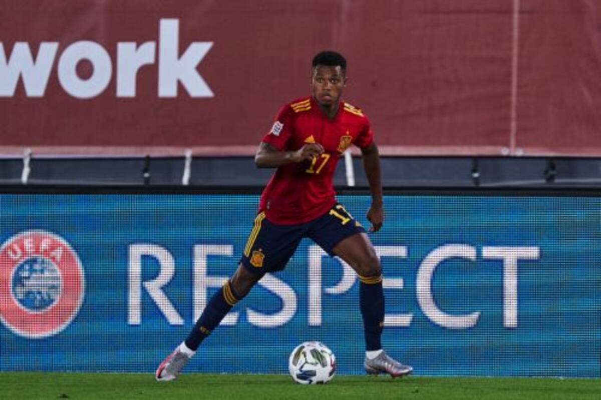 バルサの17歳fwファティが練習中に右臀部を負傷 治療期間は明かされず 年9月12日 エキサイトニュース