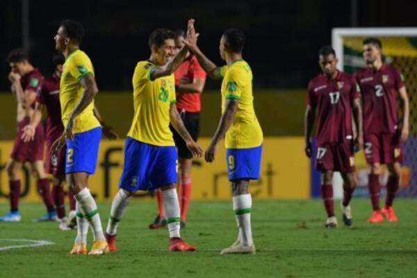 ブラジルが南米予選開幕3連勝 フィルミーノ弾でベネズエラを下す 年11月14日 エキサイトニュース