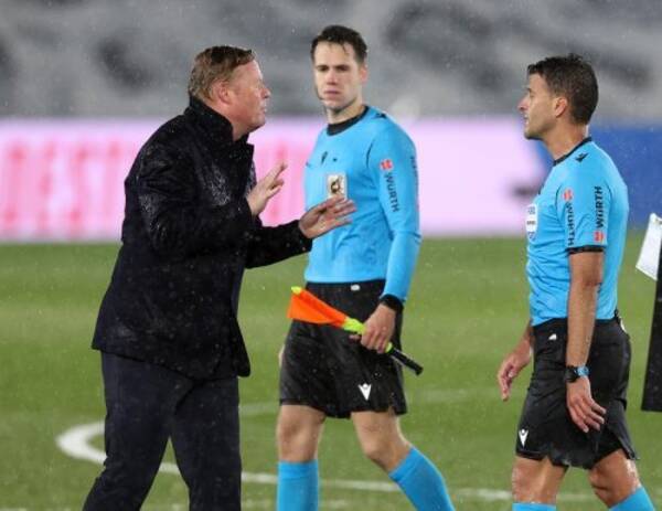 クーマン監督 クラシコでの判定に不満 Varがある理由が分からない 21年4月11日 エキサイトニュース