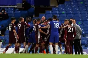 大荒れのダービー戦 乱闘騒ぎでトッテナムとチェルシーに処分か 16年5月4日 エキサイトニュース 大荒れのダービー戦 乱闘騒ぎでトッテナムとチェルシーに処分か 16年5月4日 エキサイトニュース