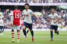 南野拓実が豪快ボレー弾で2戦連発 リバプールがボローニャとプレシーズンマッチ 枚 21年8月7日 エキサイトニュース