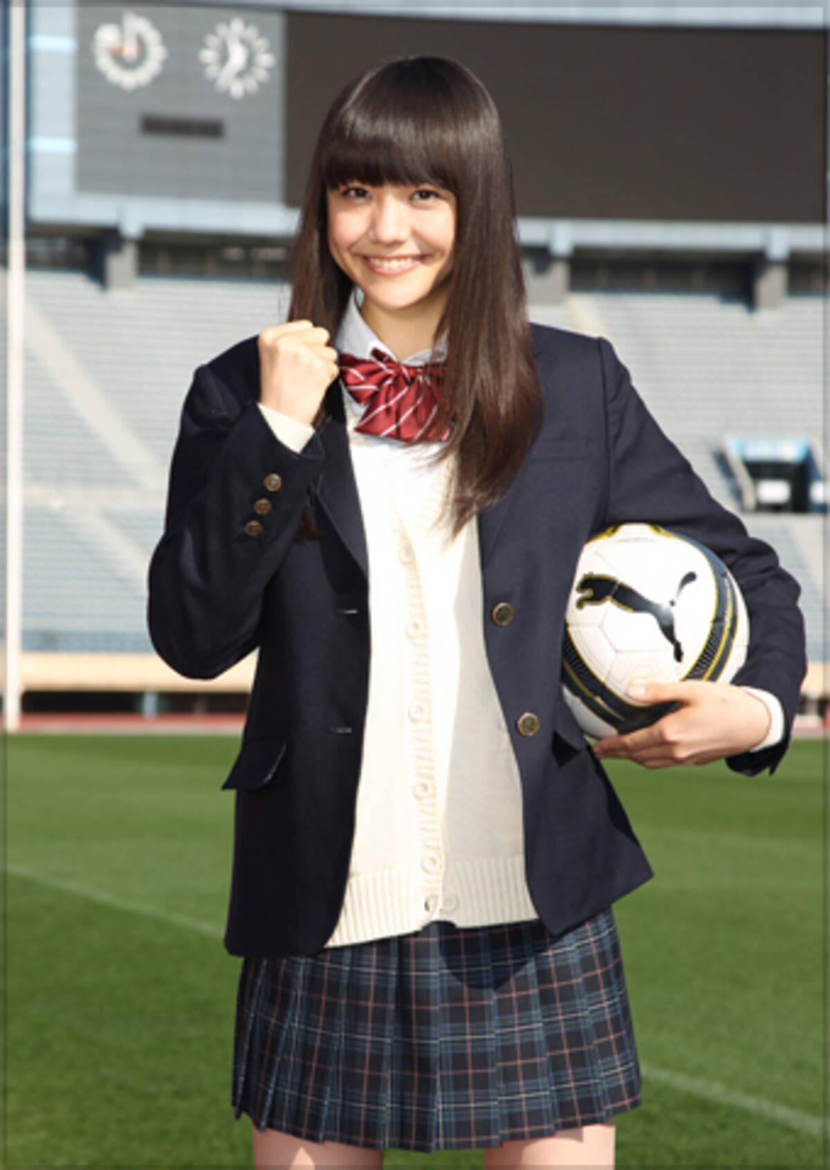 高校サッカーの第9代目応援マネージャーは松井愛莉さんに決定 13年12月17日 エキサイトニュース