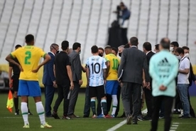 ブラジルvsアルゼンチンが開始6分で中断、国家衛生監督庁が介入　選手の隔離義務違反が原因