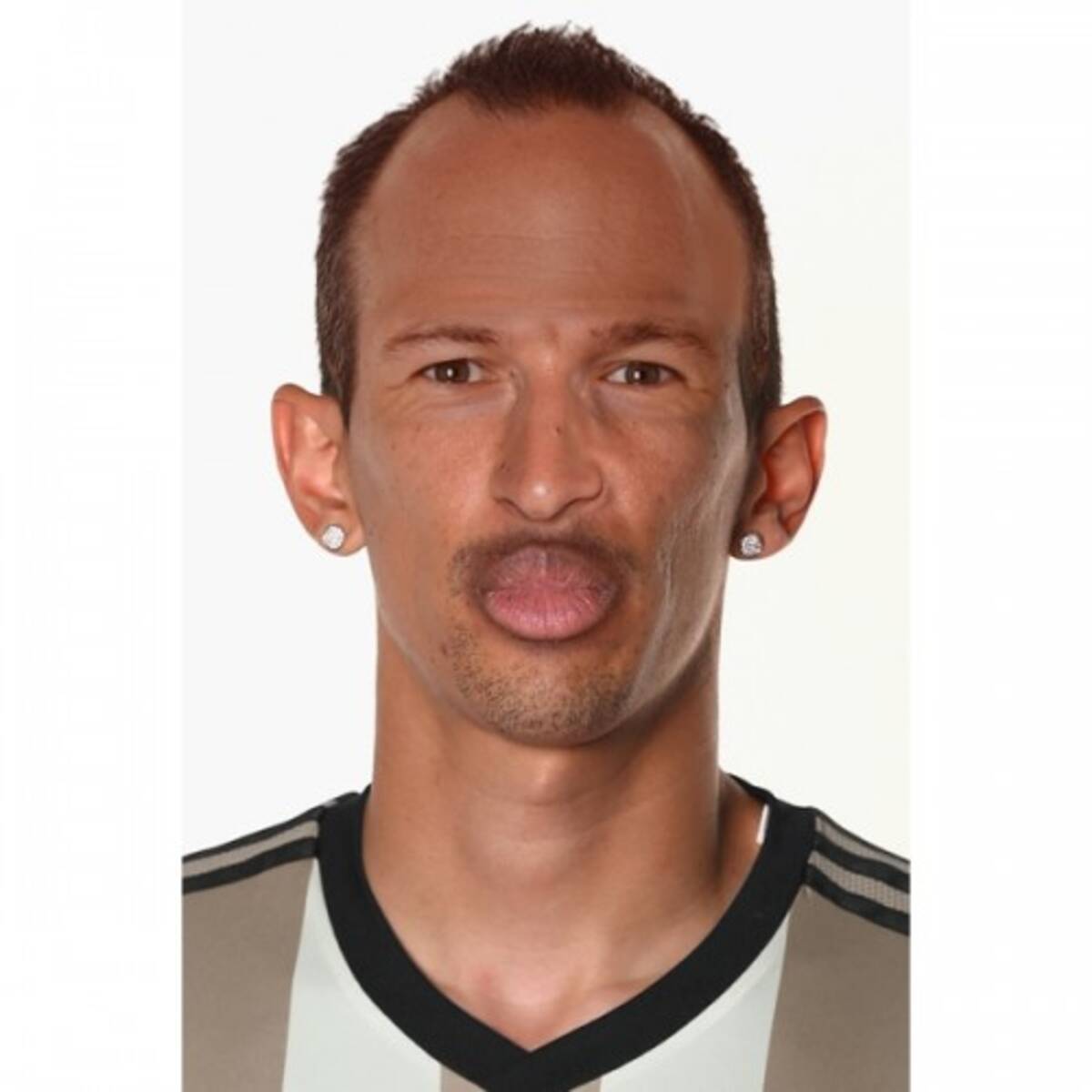 合成してみた これが世界最強のトップ下だ ロッベン ヤヤ エジル イニエスタ ディマリア 14年6月28日 エキサイトニュース