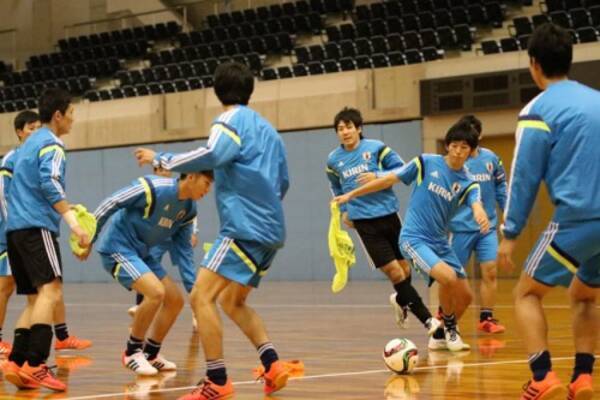 U 18フットサル日本代表候補 ポゼッションゲームなどを行い大阪合宿2日目を終える 15年12月25日 エキサイトニュース