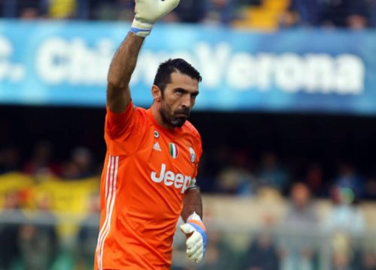 コラム Gkブッフォンの歩み 17歳でデビュー 屈辱の2部降格 そして600試合出場 16年11月7日 エキサイトニュース 2 2